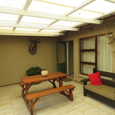Avo Tree Guesthouse 帕尔 外观 照片